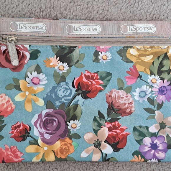 Brand New LeSportSac Pouch - Picture 1 of 1